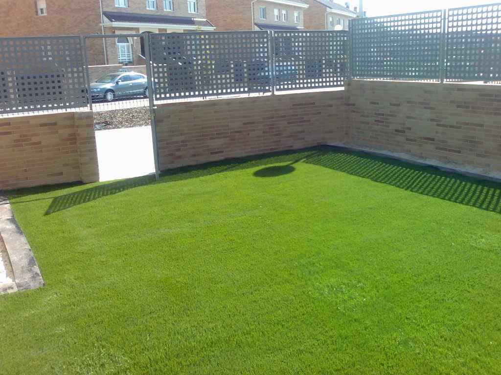 Cheap synthetic grass